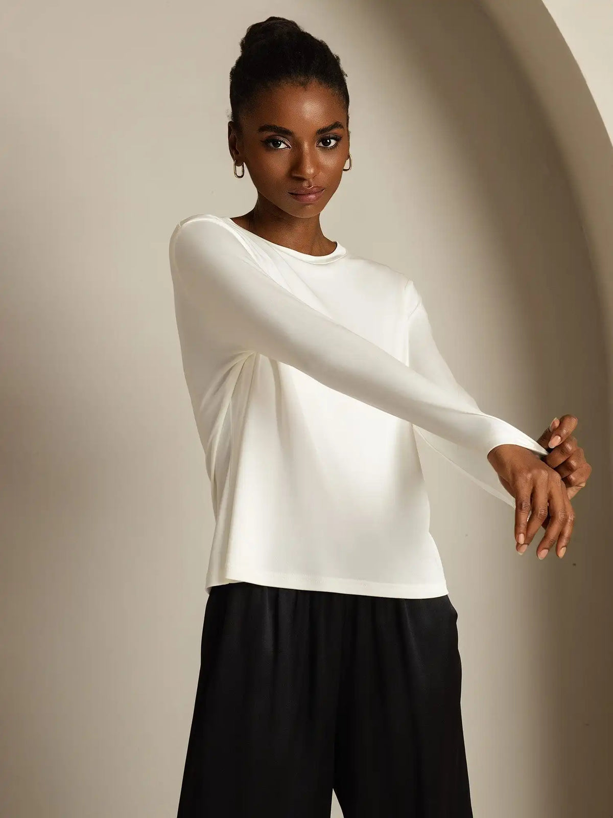 Women's 100% Mulberry Silk Long Sleeve Crew Neck Top
