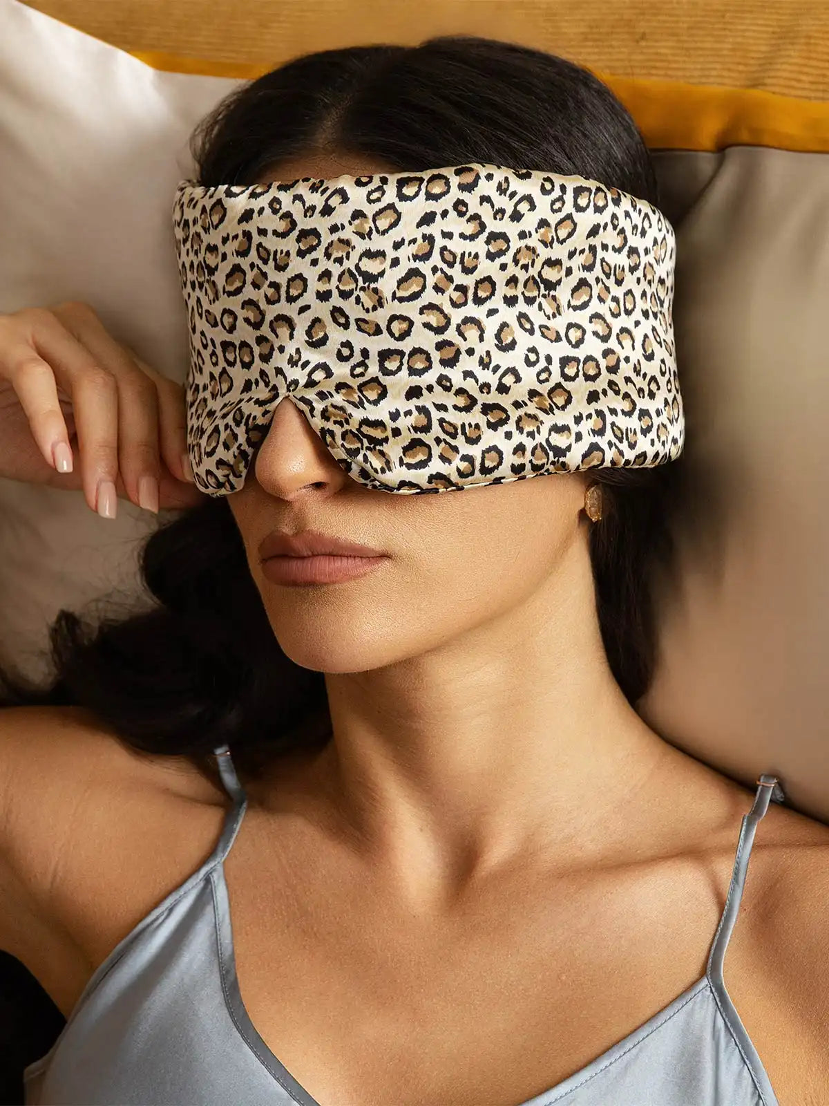 100% Mulberry Silk One Piece Silk Sleep Eye Mask With Velcro