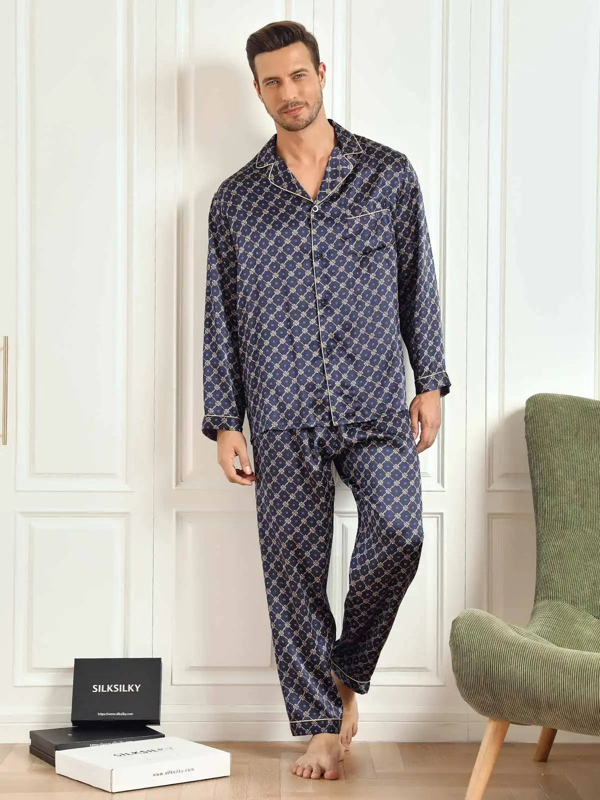 100% Mulberry Silk Navy Chain Print Long Sleeve Men's Pajamas Set With Pants