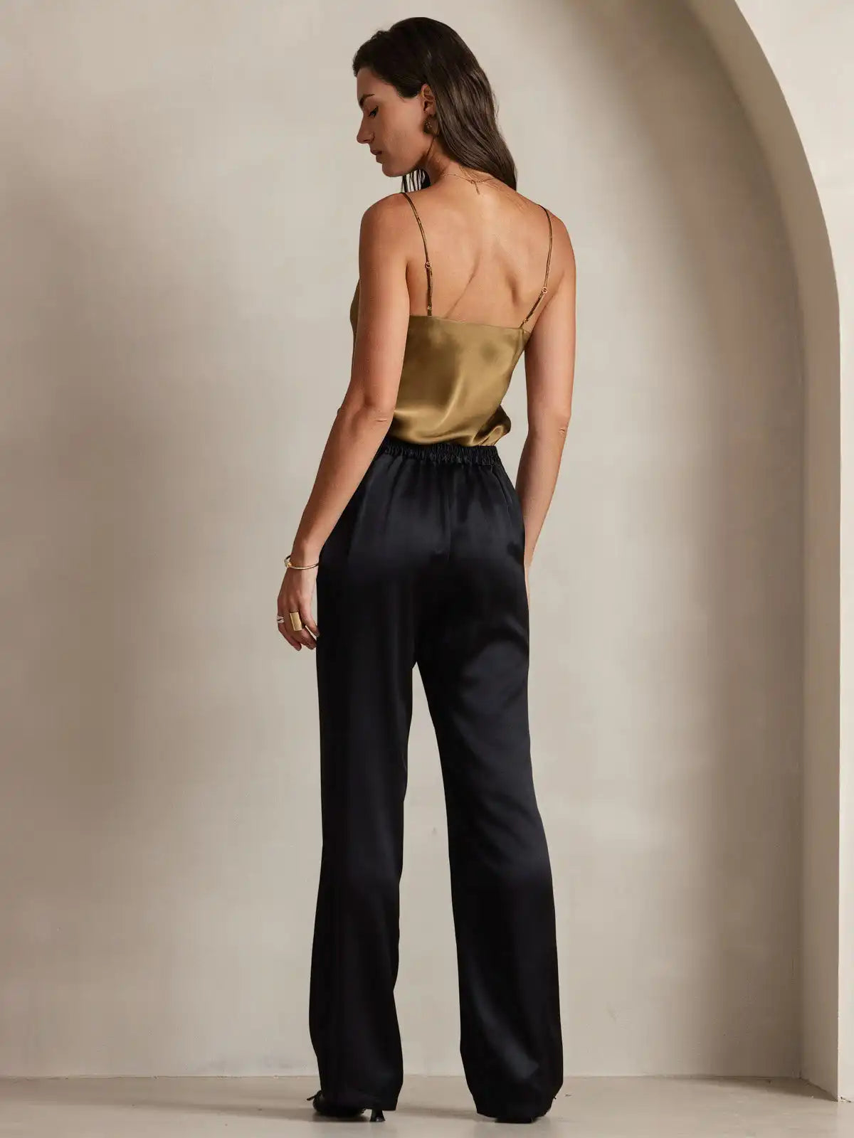 100% Mulberry Silk Spaghetti Strap V Neck Camisole Top